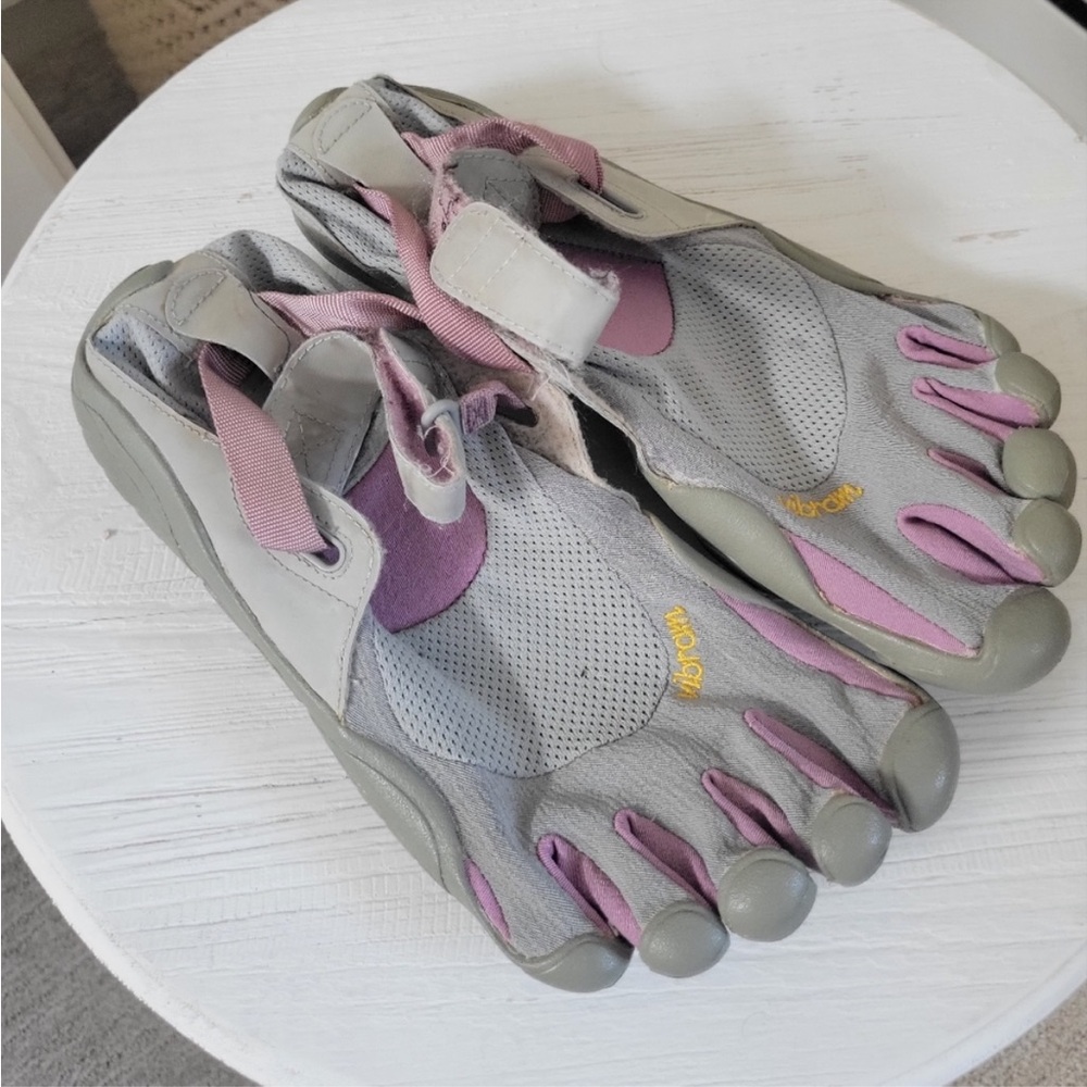 Vibram KSO Five Finger Barefoot Shoes